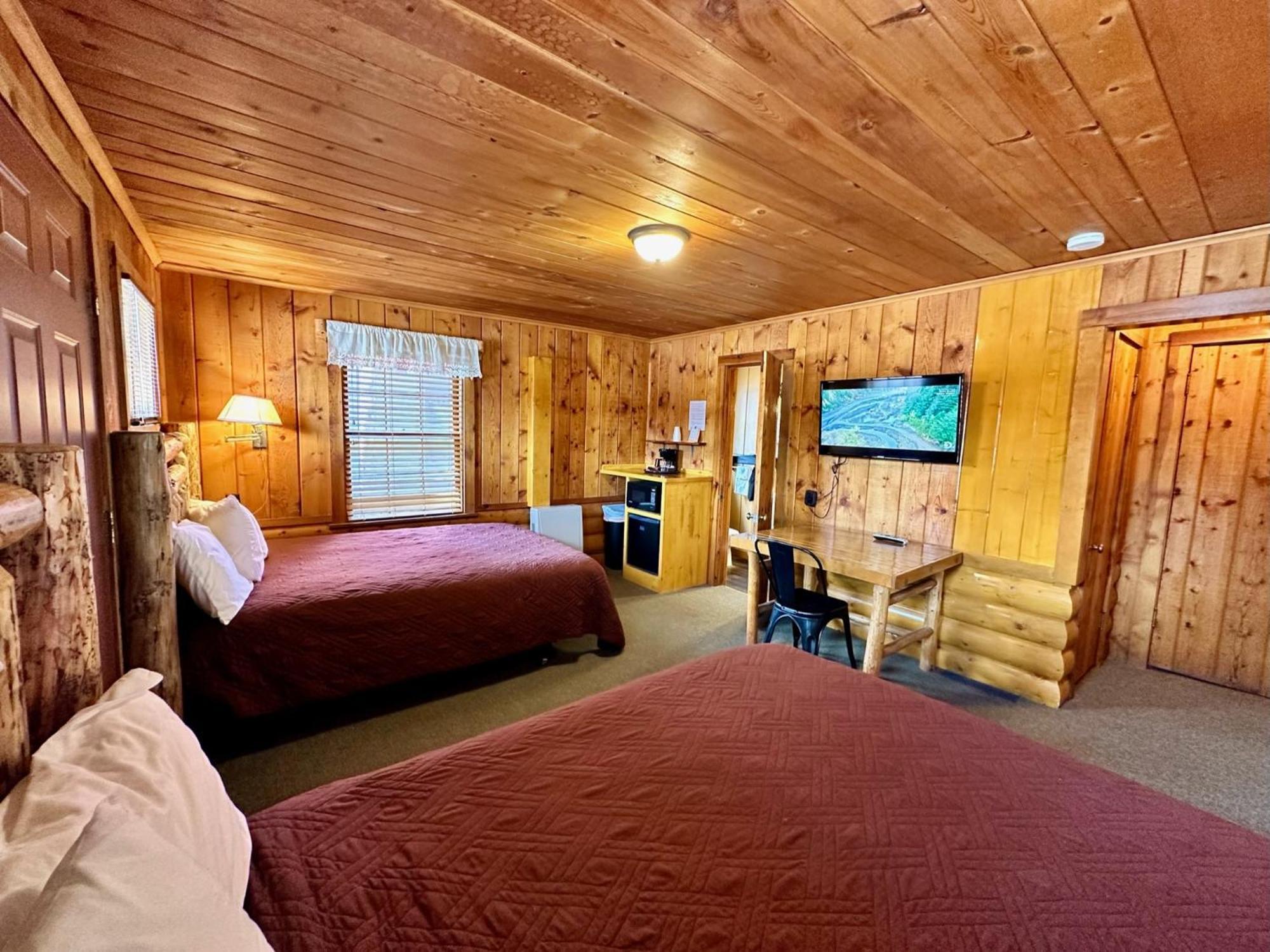 Yellowstone Cabins And Rv West Yellowstone Εξωτερικό φωτογραφία